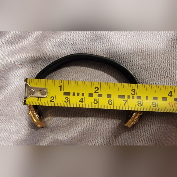 Jewelmint Lioness Head Bracelet Gold Tone with a Leather Band - Picture 7 of 10